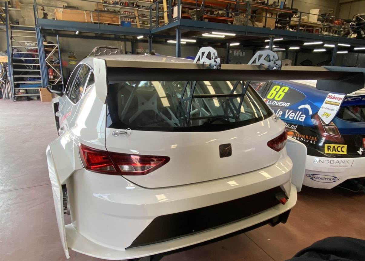 2018 西雅特cupra tcr,序列变速箱 - 82,000欧元 增值税