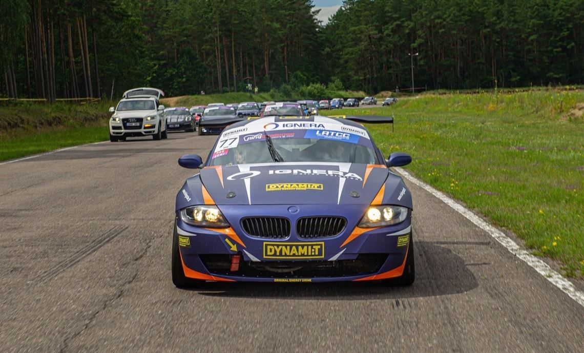 宝马z4 (e86) - 18999英镑